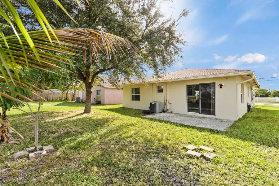 850 Dr Martin Luther King Jr Blvd Boulevard, West Palm Beach, FL 33404 - #2