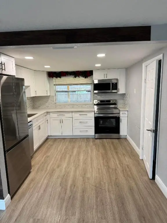 7945 Loomis Street, San Castle, FL 33462 - #3