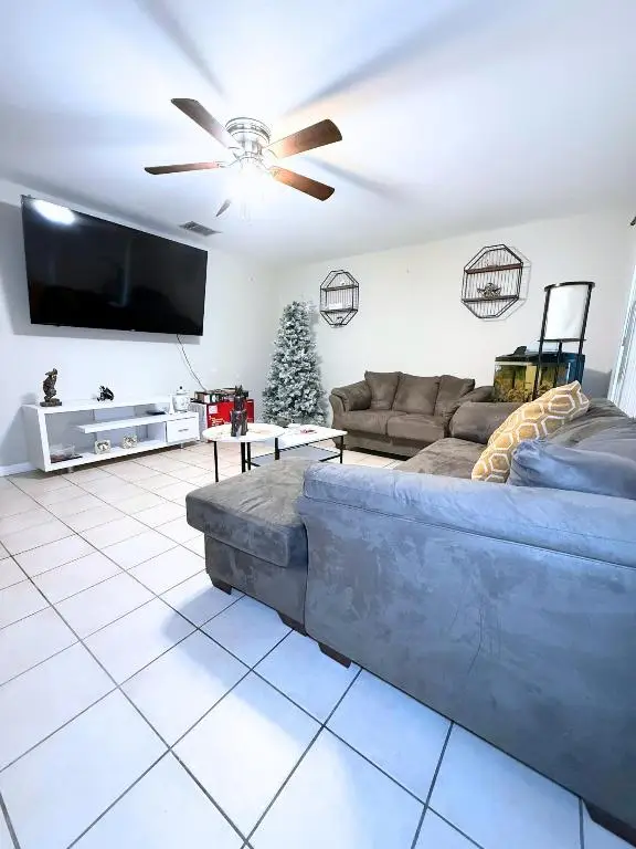 468 SW Lakerhurst Drive, Port Saint Lucie, FL 34983 - Image #3