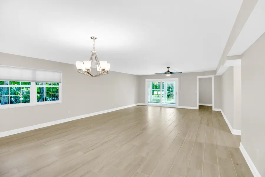 2333 Indian River Boulevard #108, Vero Beach, FL 32960 - #2