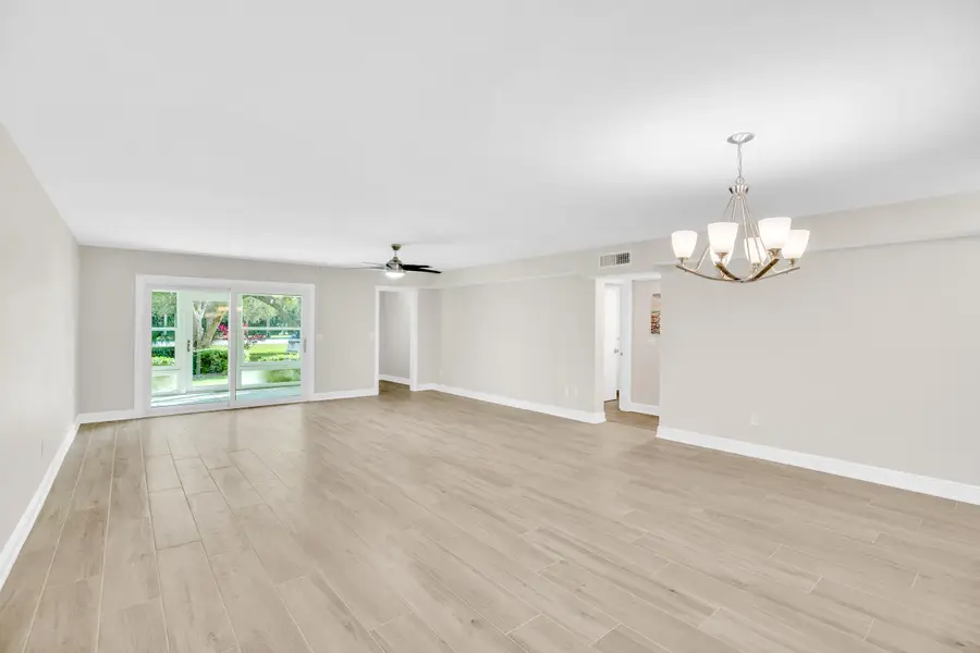 2333 Indian River Boulevard #108, Vero Beach, FL 32960 - #3