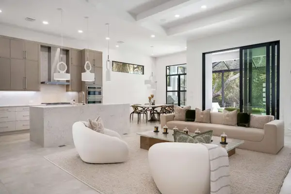 1930 Frosted Turquoise Way, Vero Beach, FL 32963