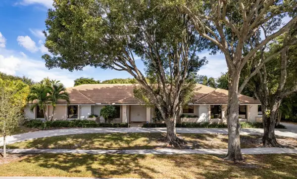 2812 Embassy Drive, West Palm Beach, FL 33401