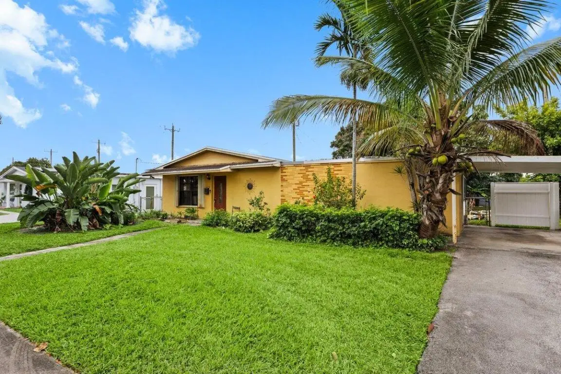 1250 NW 175 Street, Miami, FL 33169 - Image #1