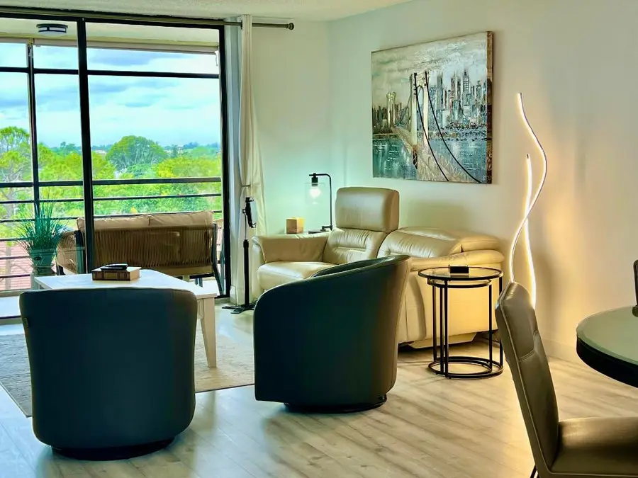 7770 Tahiti Lane #602, Lake Worth, FL 33467 - Image #2