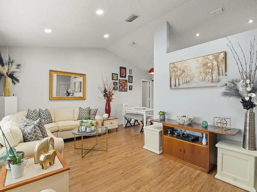 4401 SW Babylon Street, Port Saint Lucie, FL 34953 - Image #2