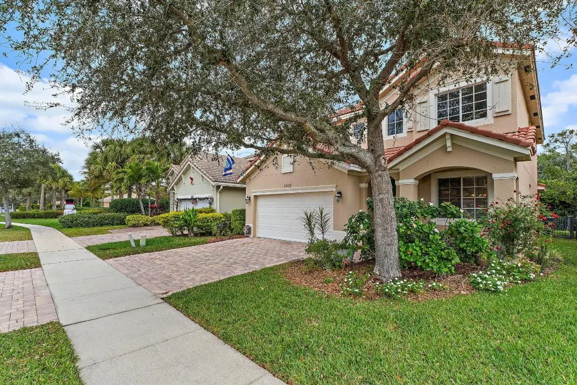 5903 SE Crooked Oak Avenue, Hobe Sound, FL 33455 - Image #1