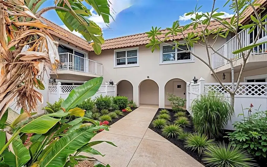 715 20th Street #104, Vero Beach, FL 32960 - Image #2