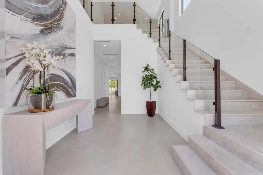 239 NE 11th Street, Delray Beach, FL 33444 - #3