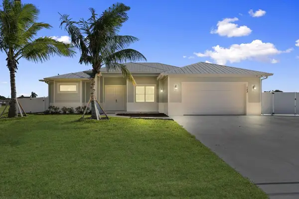 5761 NW Cone Street, Port St Lucie, FL 34986
