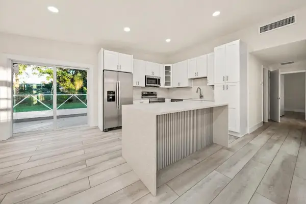 6934 Tradewind Way, Lake Worth, FL 33462