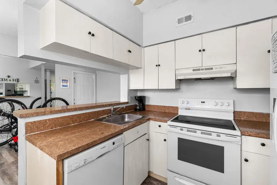 751 Cypress Lane #B7, Pompano Beach, FL 33064 - #3