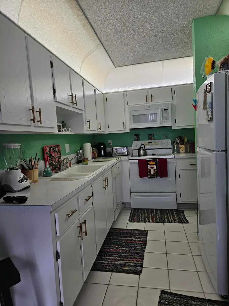 1845 NW 18th Street #202, Delray Beach, FL 33445 - #3