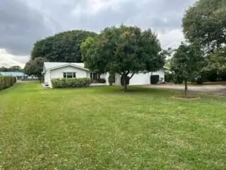 1346 NW Pine Lake Drive, Stuart, FL 34994