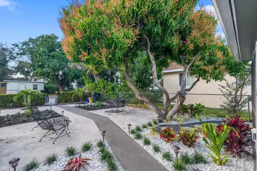 610 N D Street, Lake Worth Beach, FL 33460 - #3