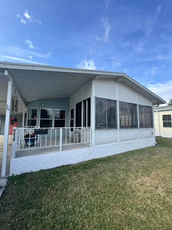 6539 Spanish Lakes Boulevard, Fort Pierce, FL 34951 - Image #2