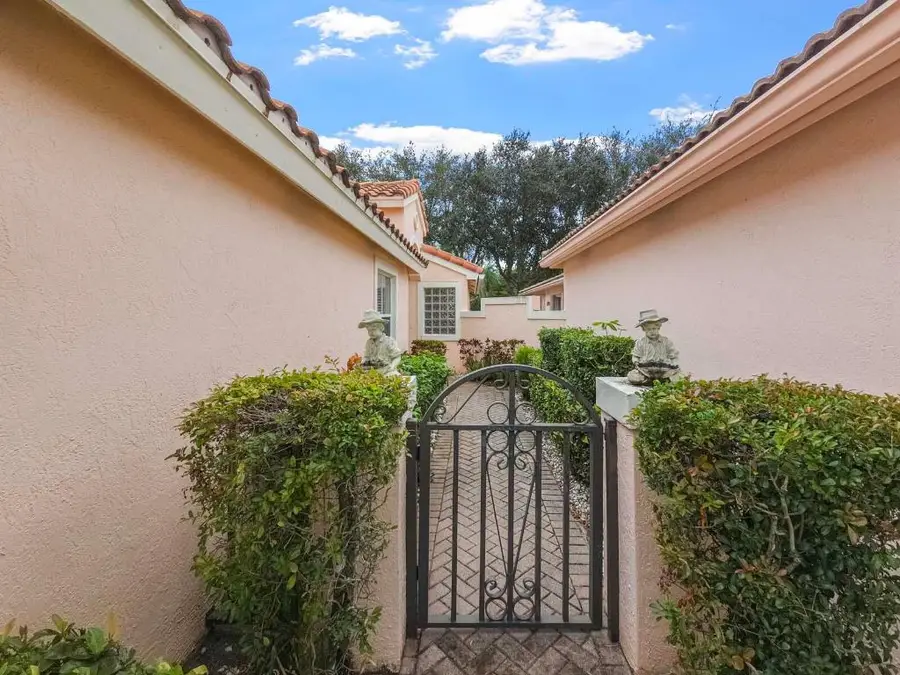 5178 Pelican Cove Drive, Boynton Beach, FL 33437 - Image #3