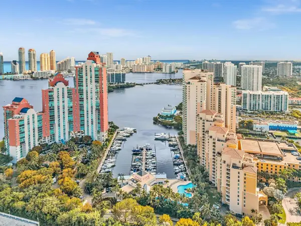 3330 NE 190th Street #1011, Aventura, FL 33180