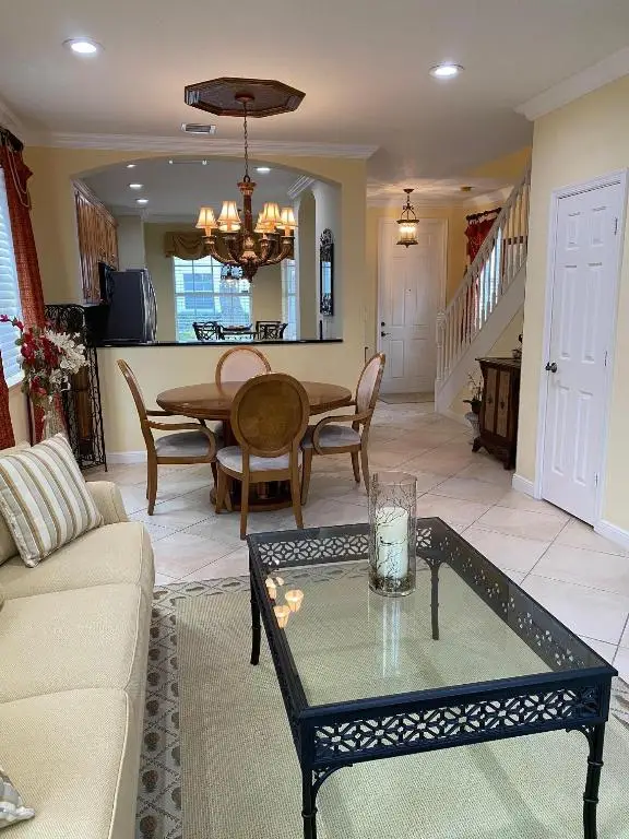 635 Castle Drive, Palm Beach Gardens, FL 33410 - Image #2