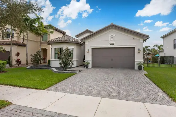 9319 Eden Roc Court, Delray Beach, FL 33446