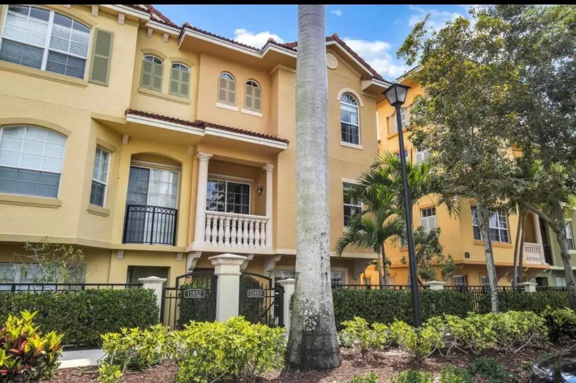 11850 Valencia Gardens Avenue, Palm Beach Gardens, FL 33410 - Image #1