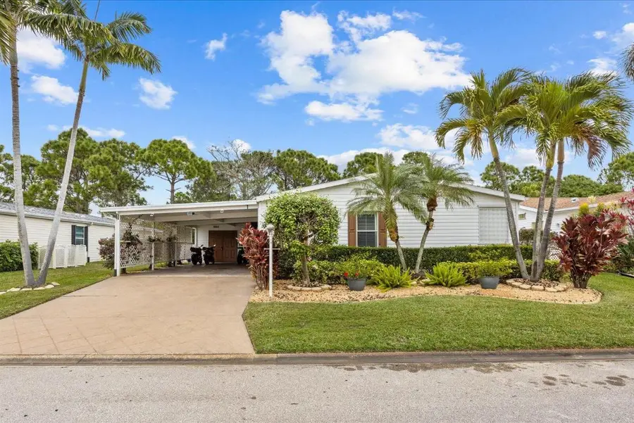 3236 Perigrine Falcon Drive, Port Saint Lucie, FL 34952 - Image #2