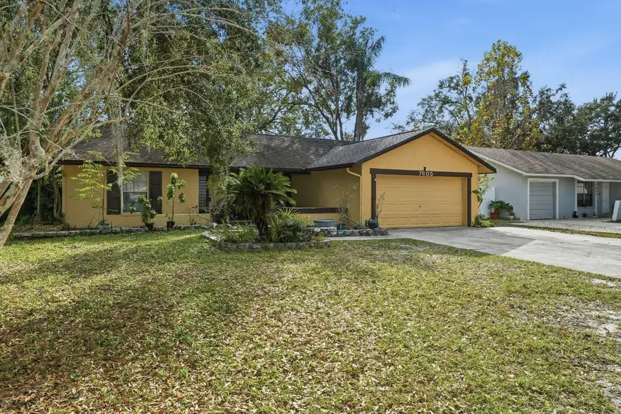 7605 N Sanibel Circle, Tampa, FL 33637 - Image #3