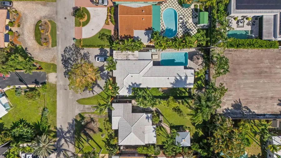 1716 NE 17th Avenue, Fort Lauderdale, FL 33305 - Image #3