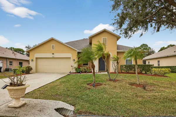 5806 NW Breezy Brook Court, Port St Lucie, FL 34986