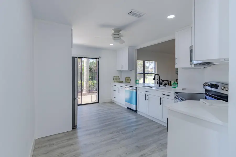 6893 SE Bunker Hill Drive, Hobe Sound, FL 33455 - Image #3