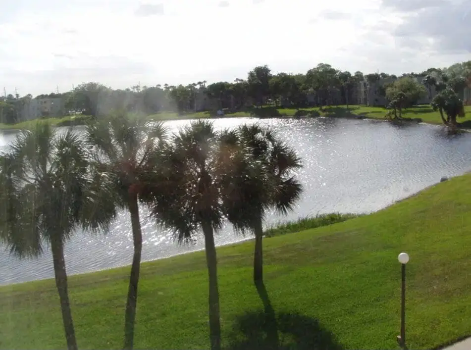 5130 Las Verdes Circle #307, Delray Beach, FL 33484 - Image #1