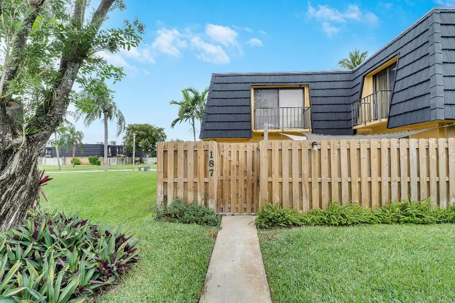 187 Woodland Road, Palm Springs, FL 33461 - Image #2