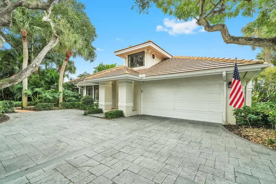 444 Coral Cove Drive, Juno Beach, FL 33408 - Image #2