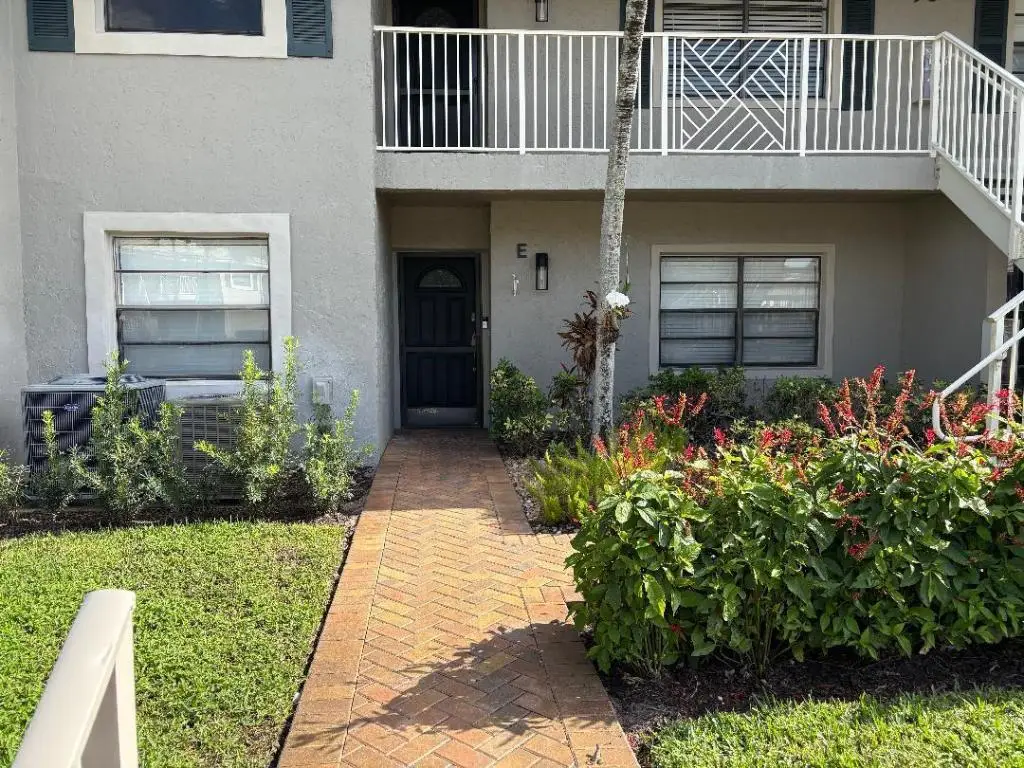 50 Stratford Lane #E, Boynton Beach, FL 33436 - Image #1