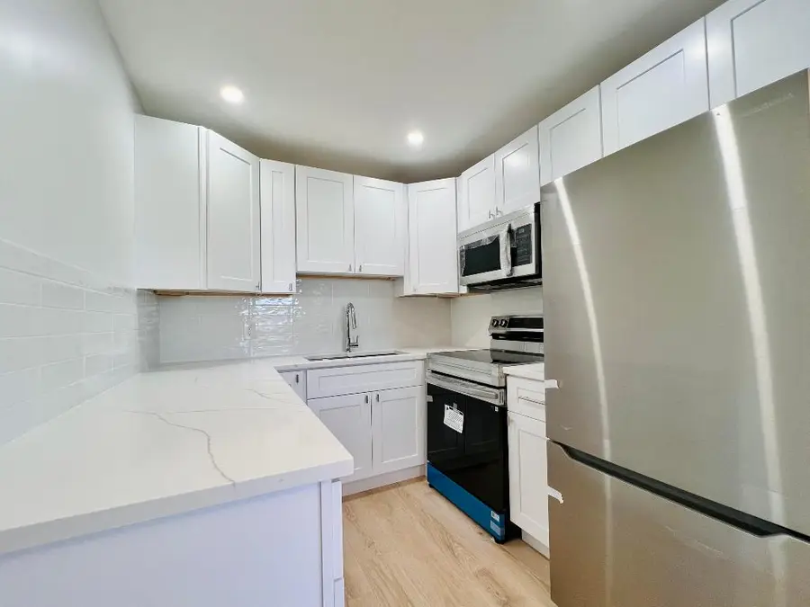 130 Chatham F, West Palm Beach, FL 33417 - Image #2