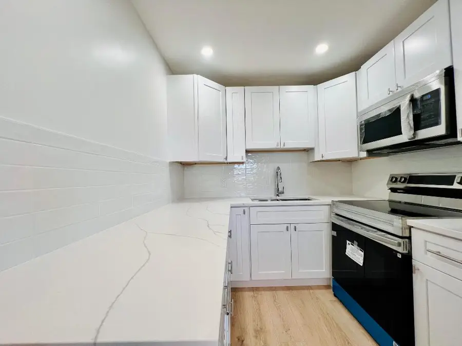 130 Chatham F, West Palm Beach, FL 33417 - Image #3