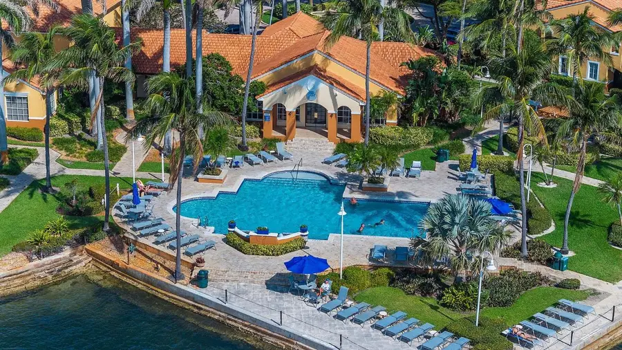 157 Yacht Club Way #306, Hypoluxo, FL 33462 - Image #2