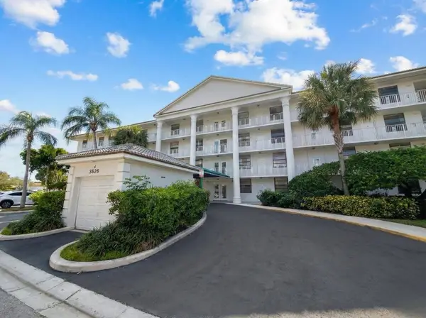 3826 Whitehall Drive #305, West Palm Beach, FL 33401