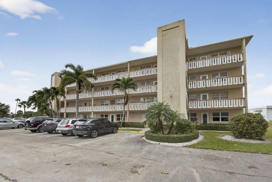 330 Wellington G, West Palm Beach, FL 33417 - Image #2