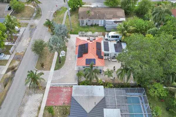 515 NE 139 Street, North Miami, FL 33161