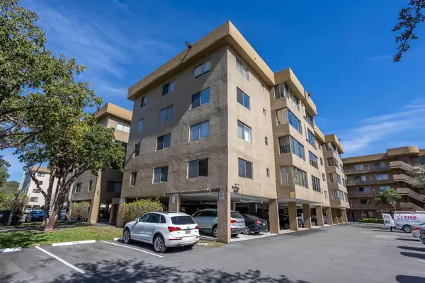 8030 Hampton Boulevard #414, North Lauderdale, FL 33068