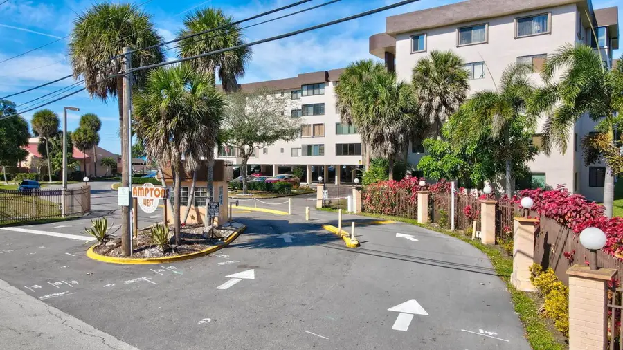 8030 Hampton Boulevard #414, North Lauderdale, FL 33068 - Image #3