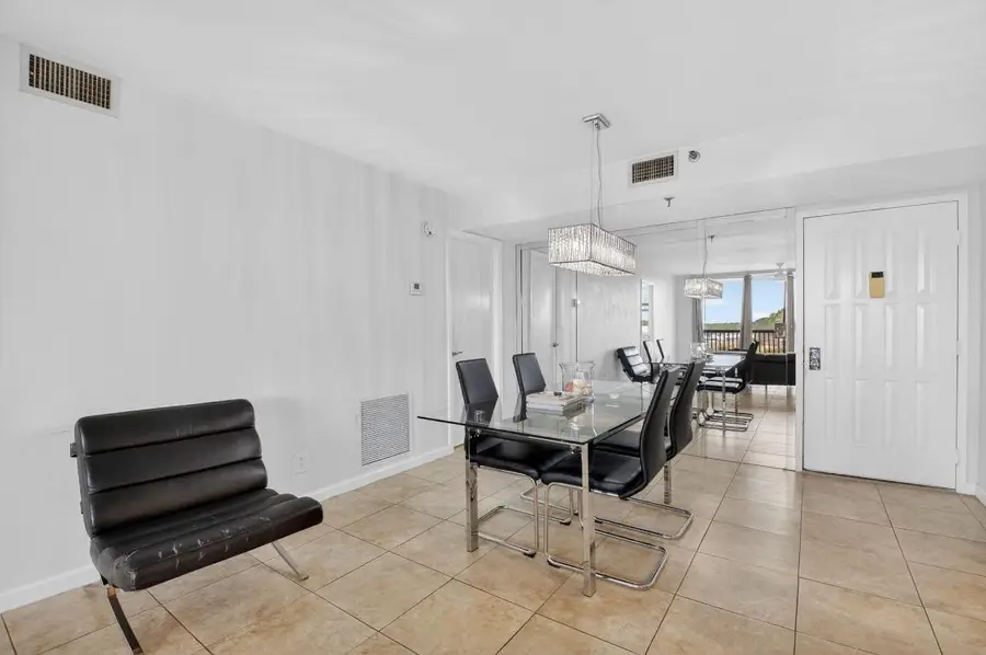 5280 NW 2nd Ave #Ph-17, Boca Raton, FL 33487 - Image #3