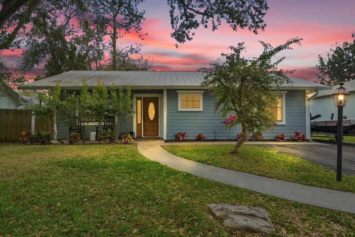 6555 5th Place, Vero Beach, FL 32968 - Image #1