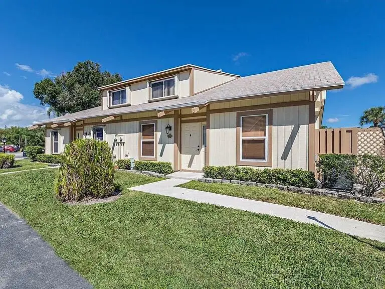 211 Maplecrest Circle, Jupiter, FL 33458 - Image #1