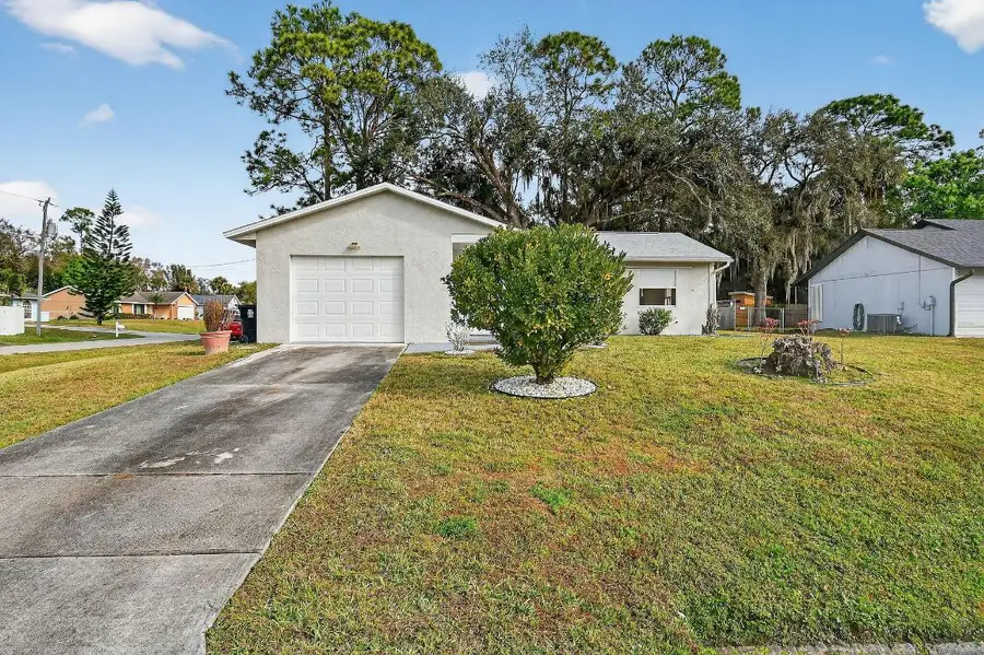 1757 SW Ocean Cove Avenue, Port Saint Lucie, FL 34953 - Image #2