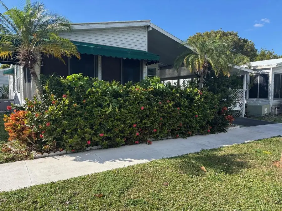 6567 Nw 34th Avenue Lot #i-18, Coconut Creek, FL 33073 - Image #3