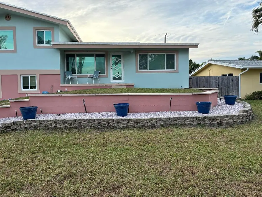 813 SE 10th Terrace Terrace, Deerfield Beach, FL 33441 - Image #2