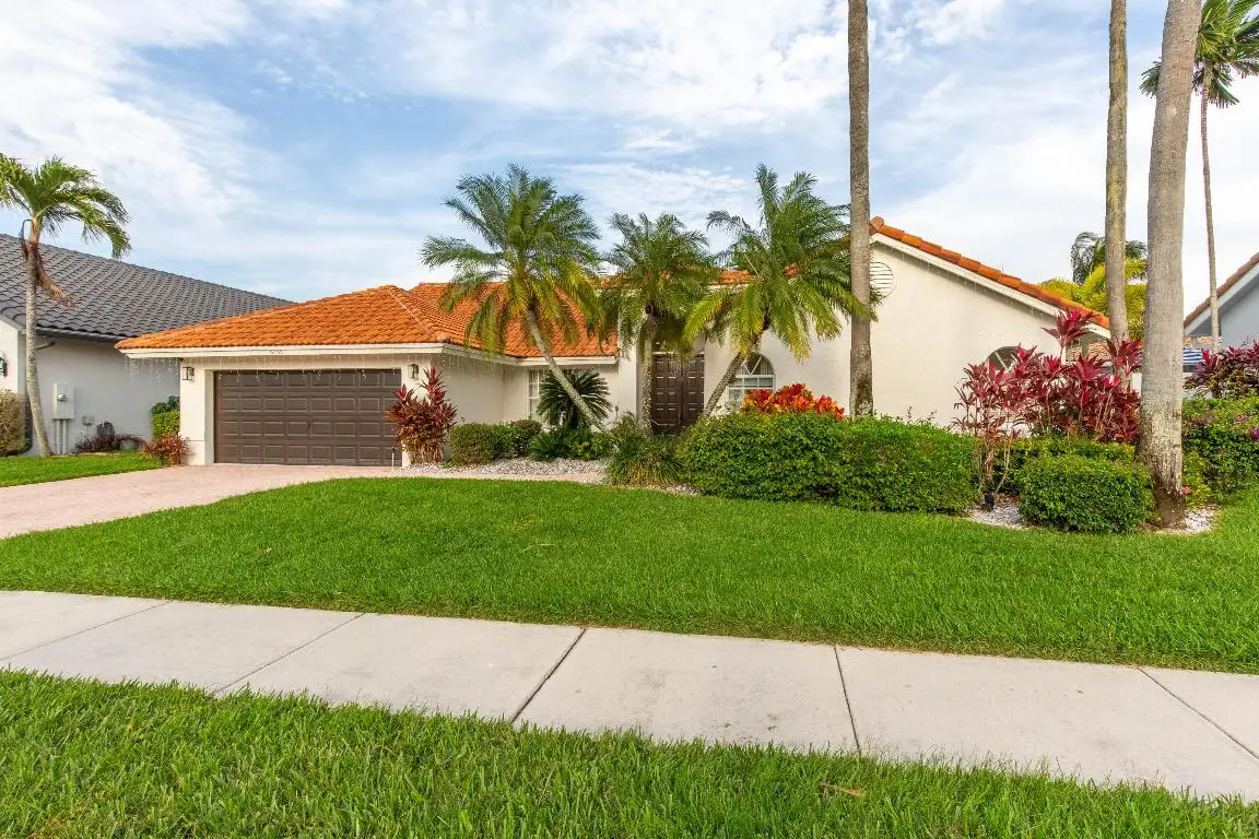 6155 Golf Villas Drive, Boynton Beach, FL 33437 - Image #1