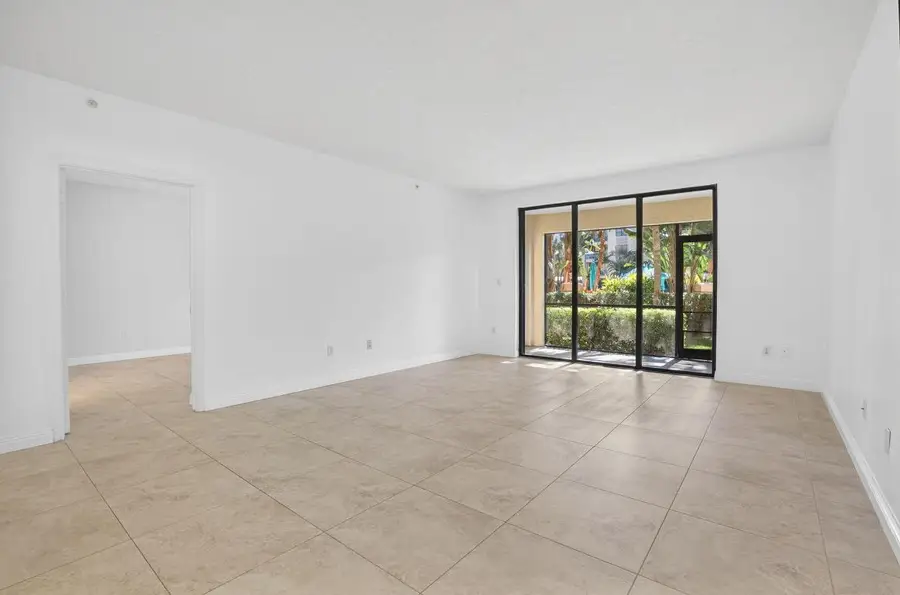 800 Uno Lago Drive #102, Juno Beach, FL 33408 - Image #3